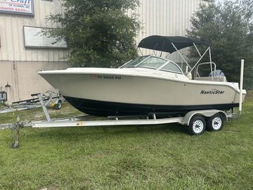 2015 NauticStar 2000 X DC