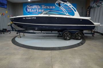 2022 Four Winns H4