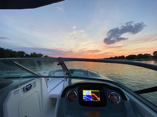 2020 Chaparral 23 SSi OB