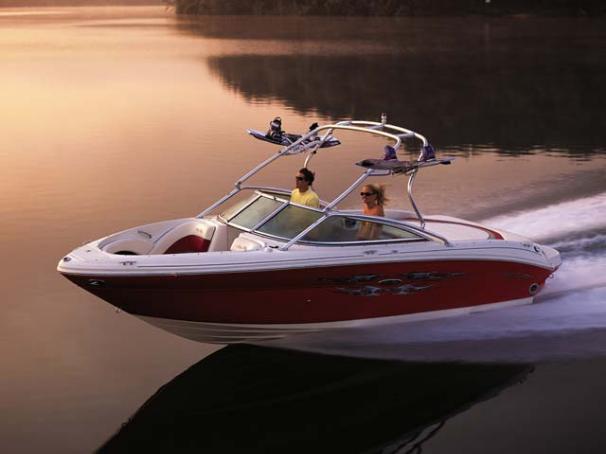 Sea Ray 220 Select Manufacturer Provided Image