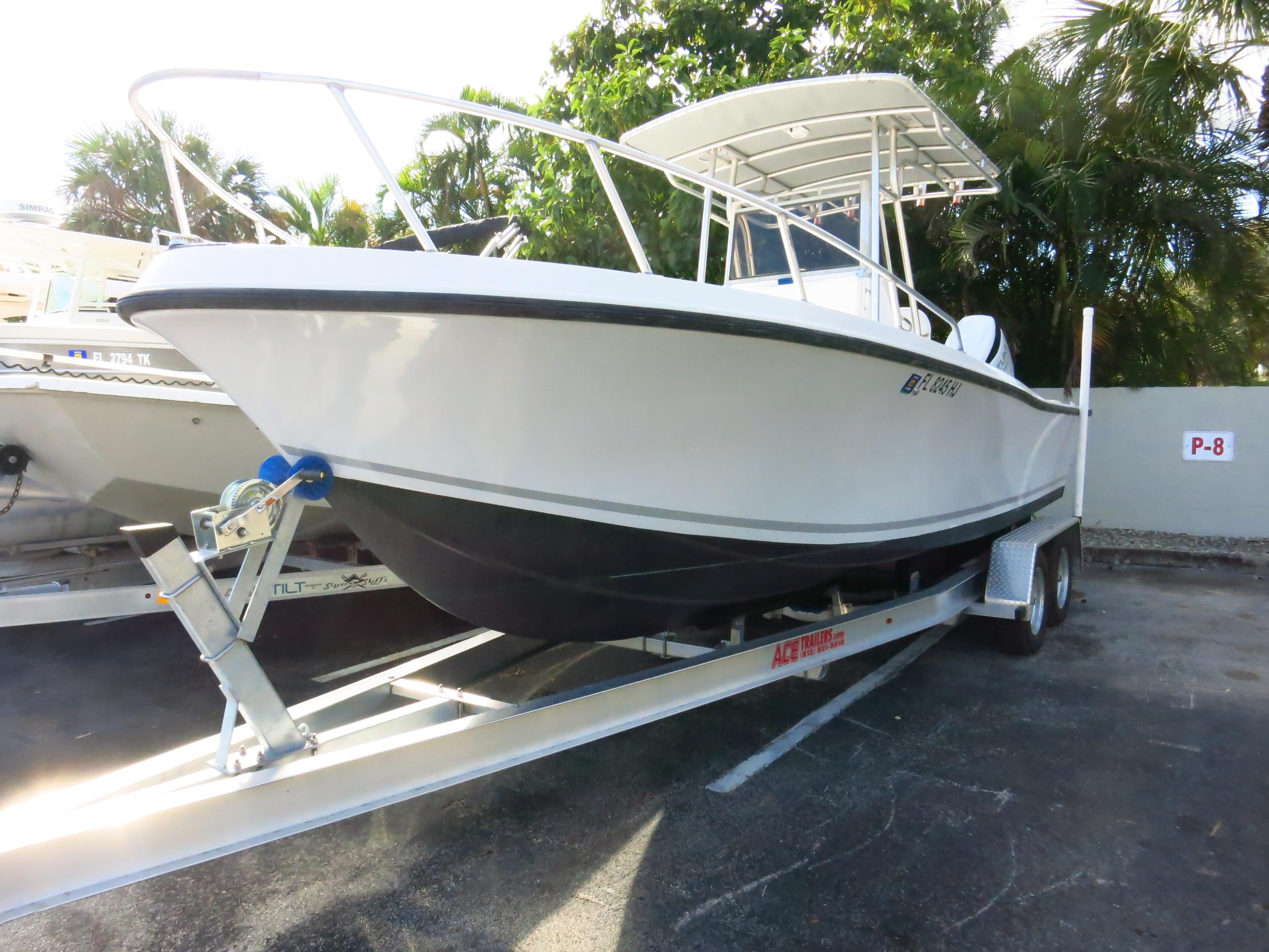 1993 Mako 221 Center Console