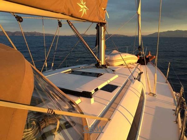 2015 Jeanneau Sun Odyssey 469