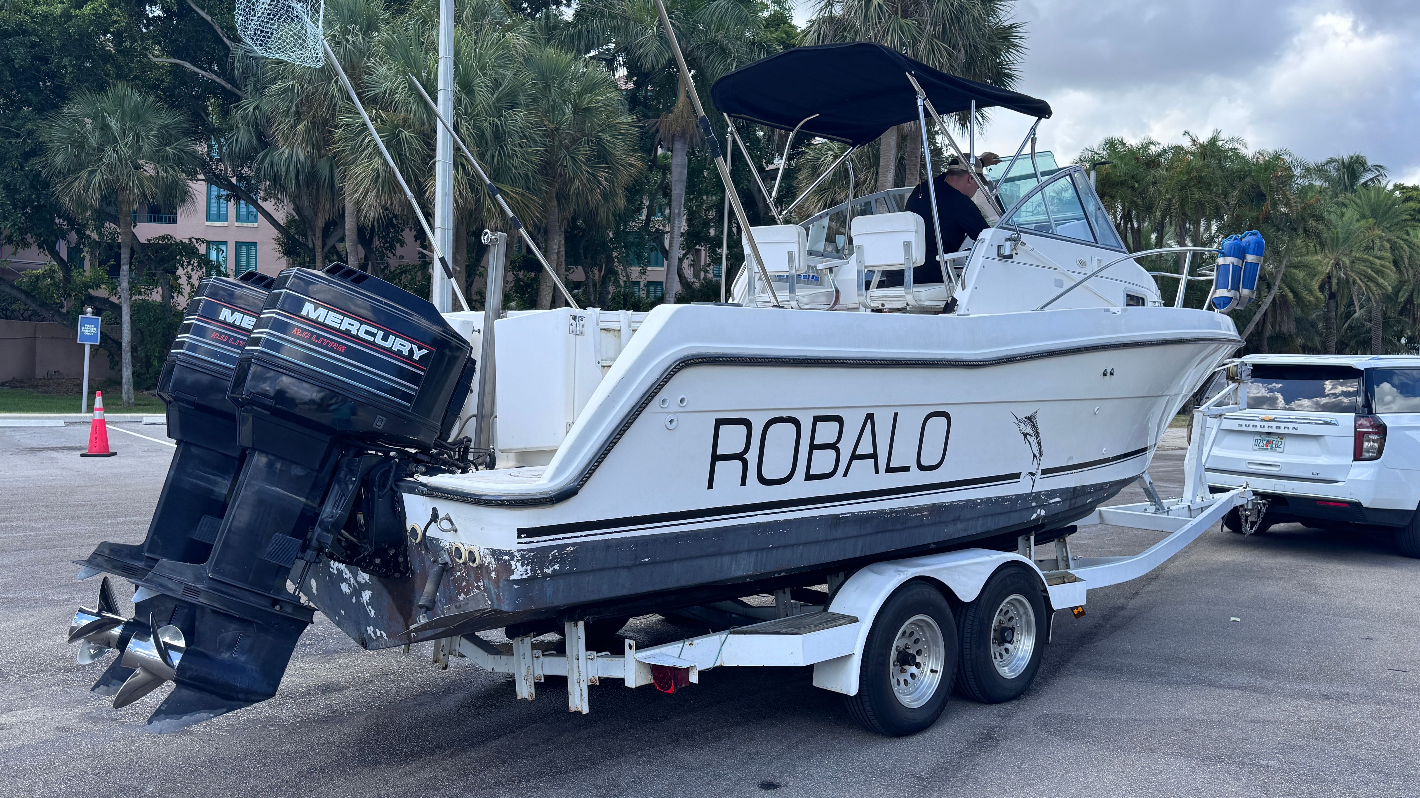 1994 Robalo 2440 Walaround