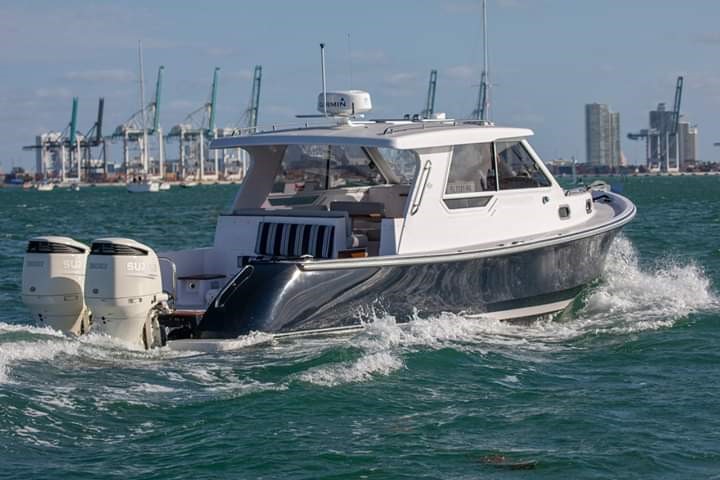 True North 34 Outboard Express