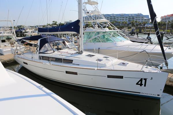 2014 Beneteau Oceanis 41