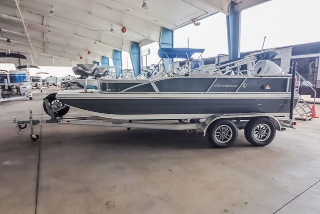 2025 Hurricane FunDeck 198 RE