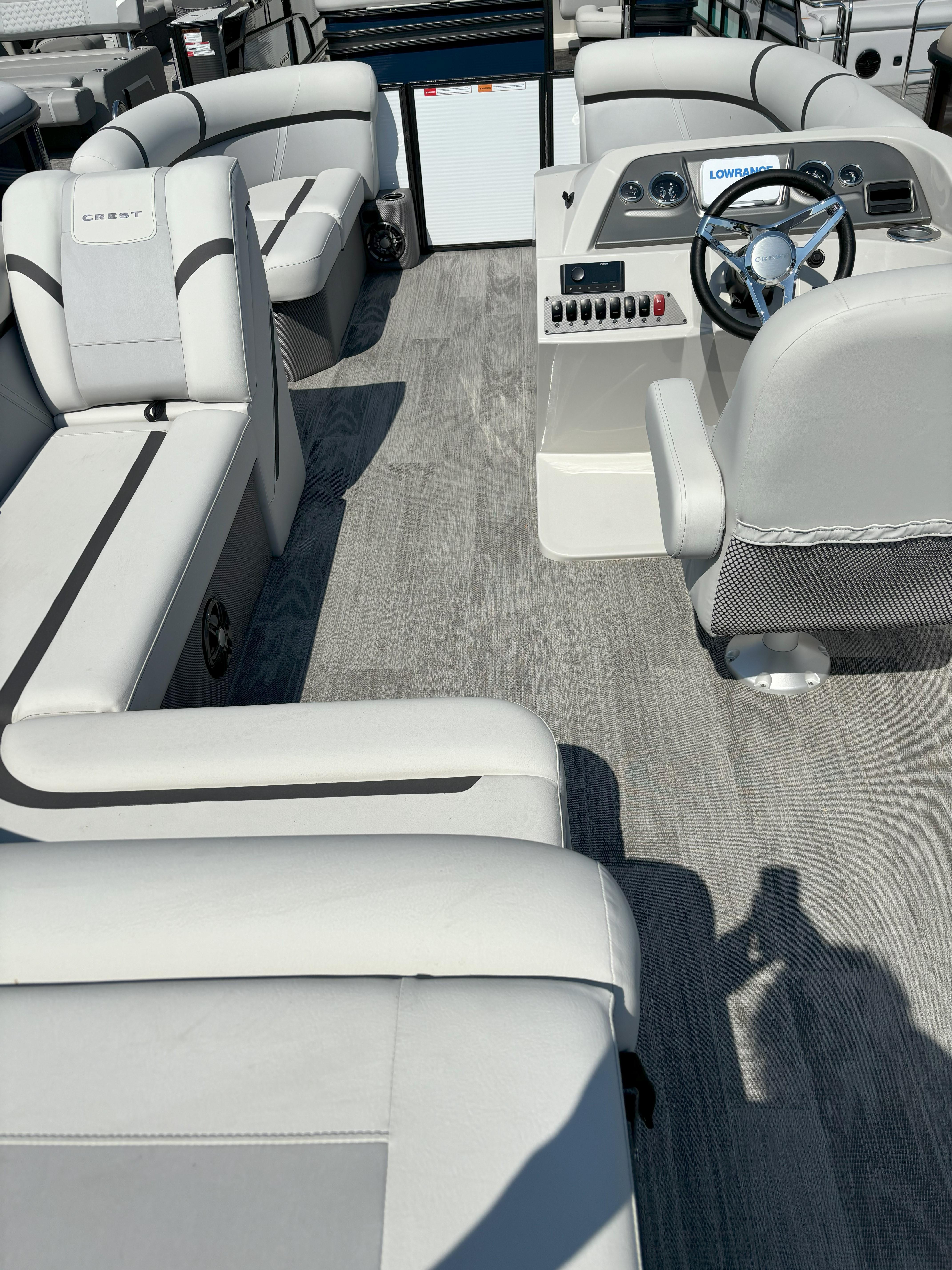 2024 Crest Classic LX 200L
