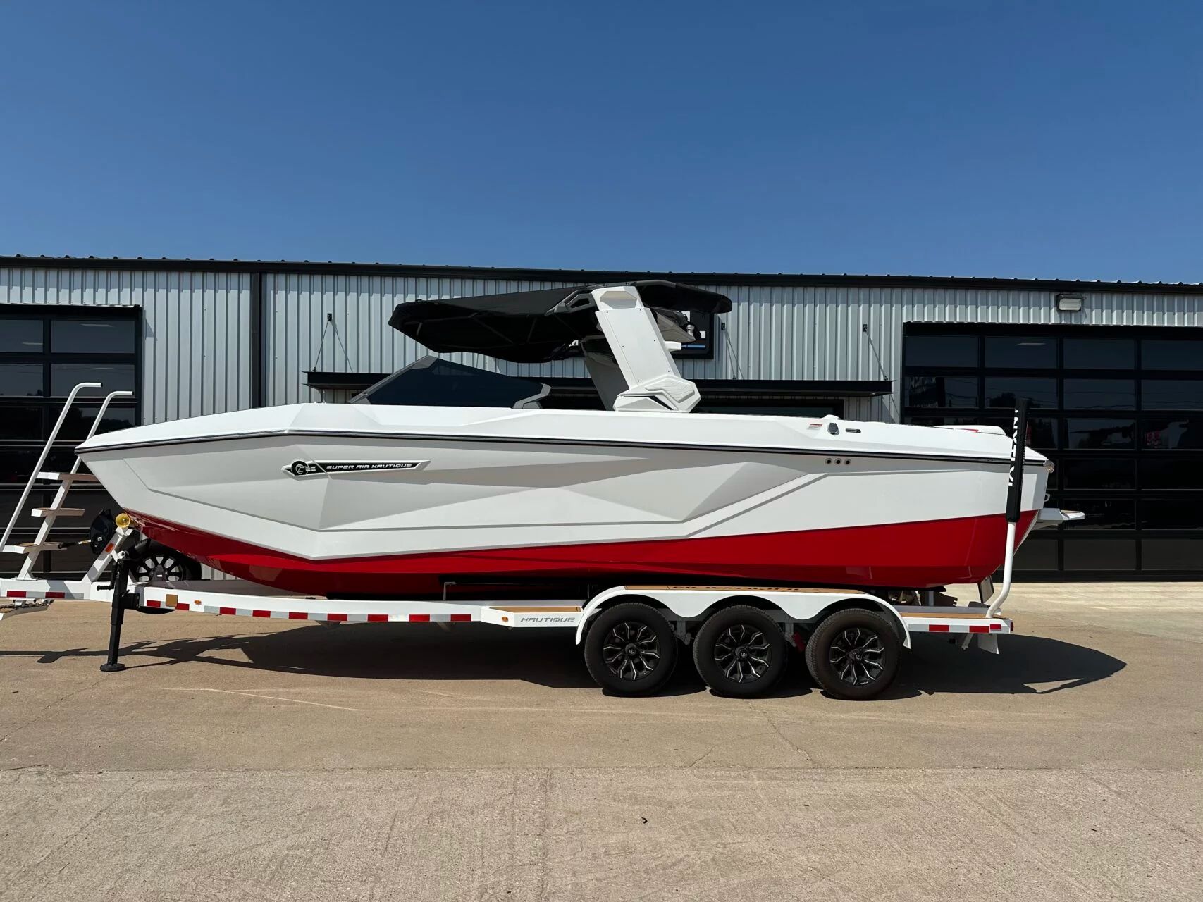 2026 Nautique G25