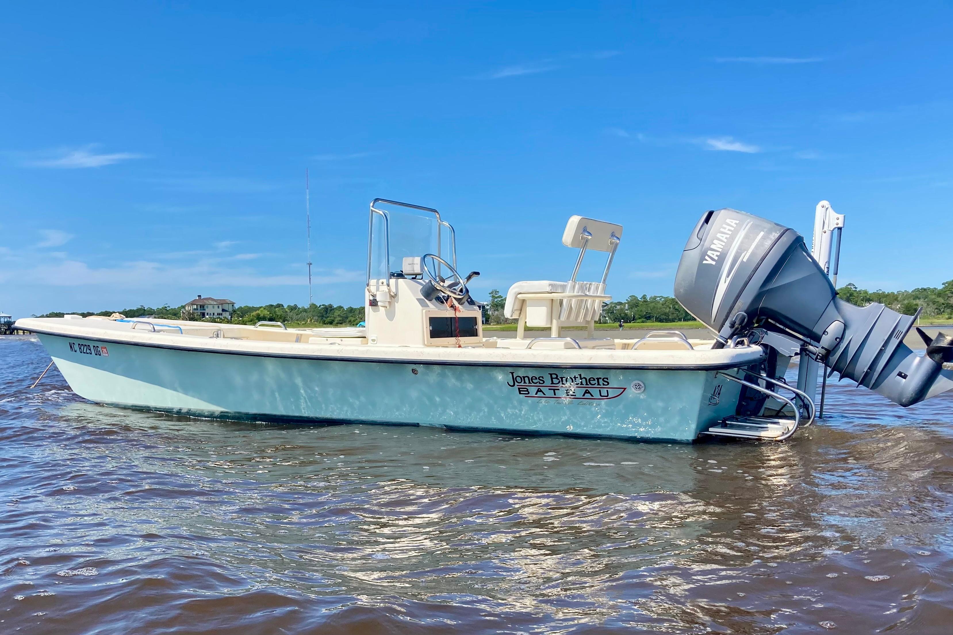 2007 Jones Brothers 200 Bateau
