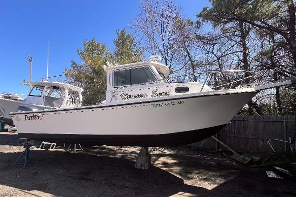 2006 Parker 2320 SL Sport Cabin
