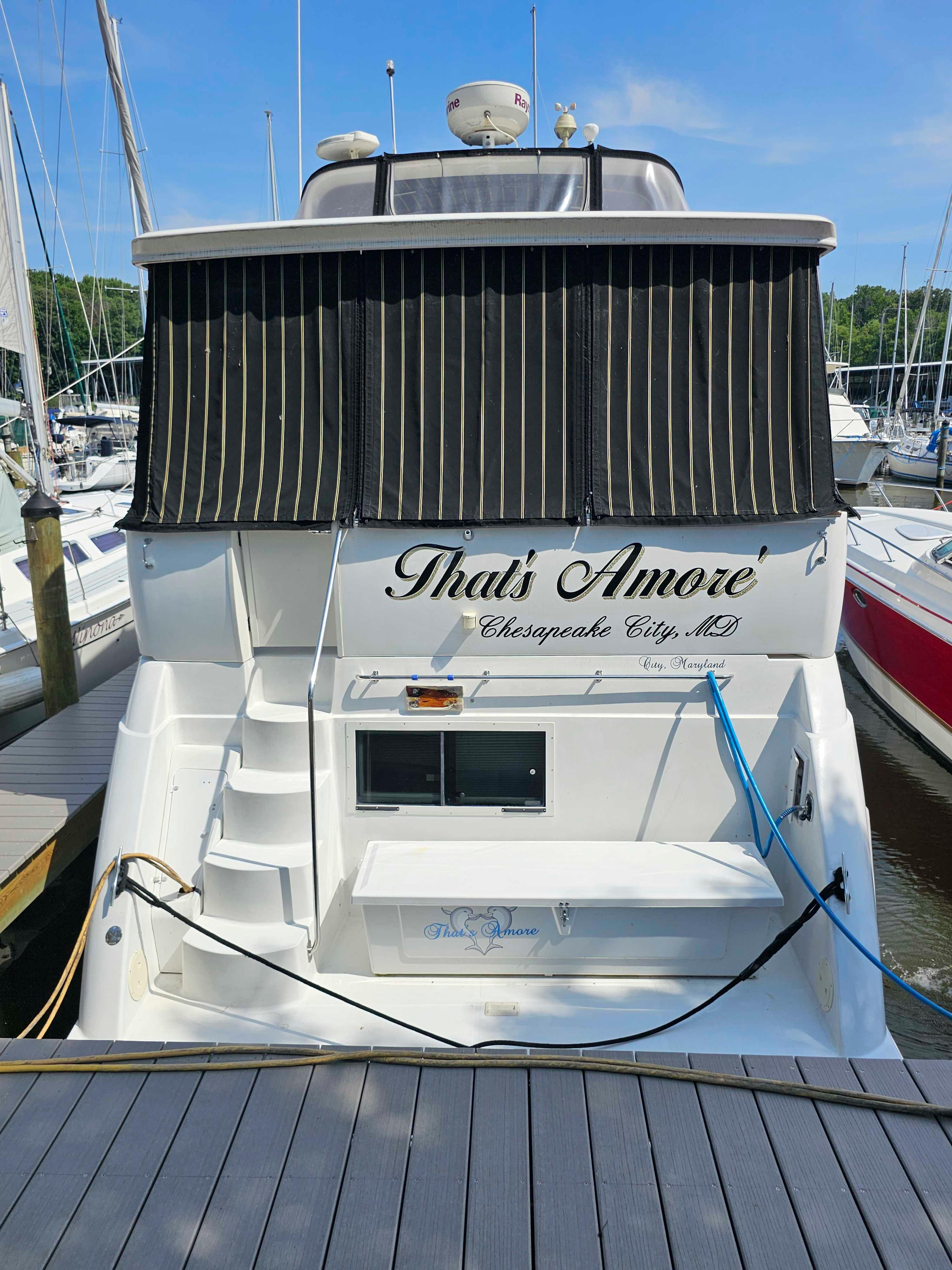 2000 Carver 356 Aft Cabin Motor Yacht