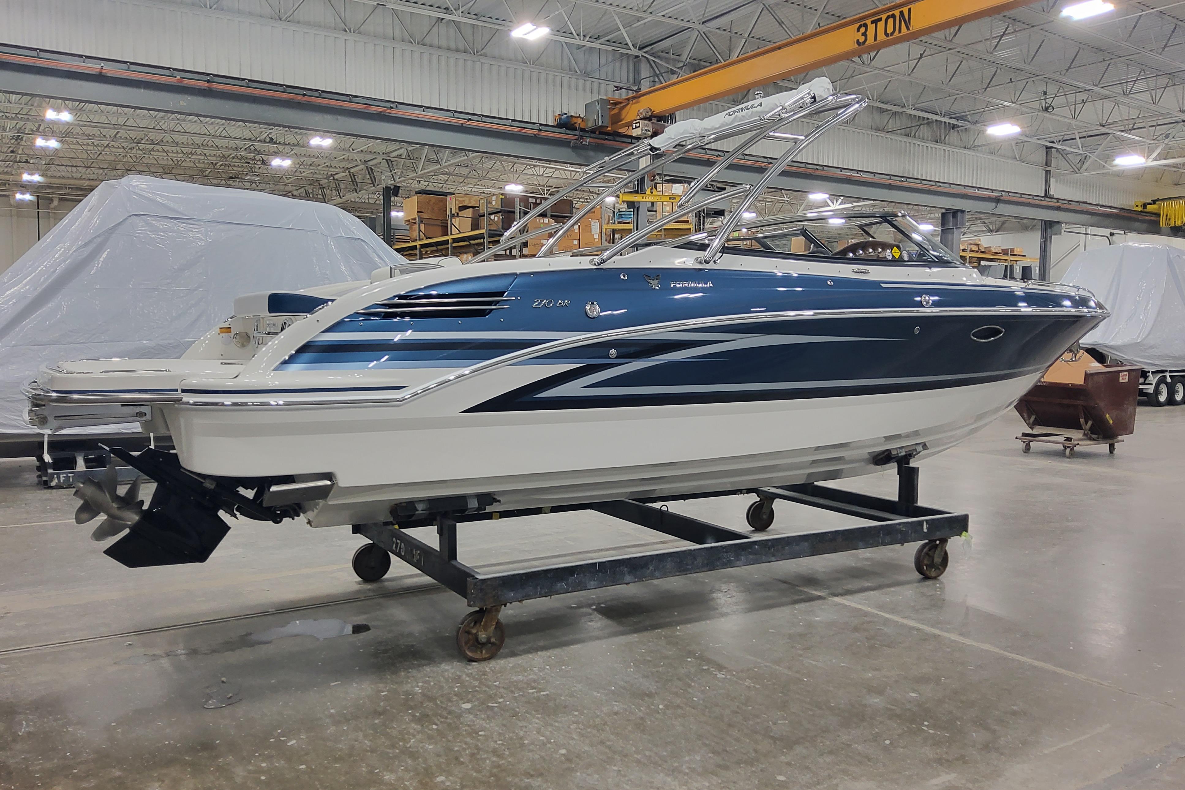 2026 Formula 270 Bowrider
