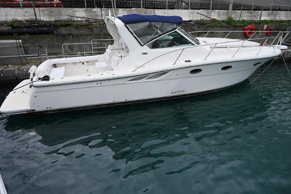 Tiara Yachts 3500 Open Tiara 3500 Open profile