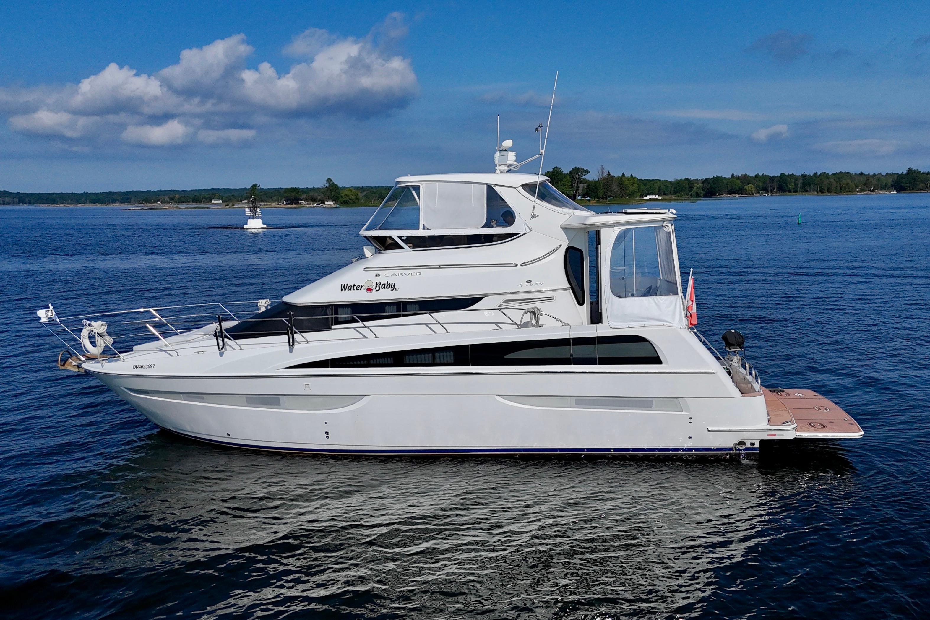 2007 Carver 43 Motor Yacht