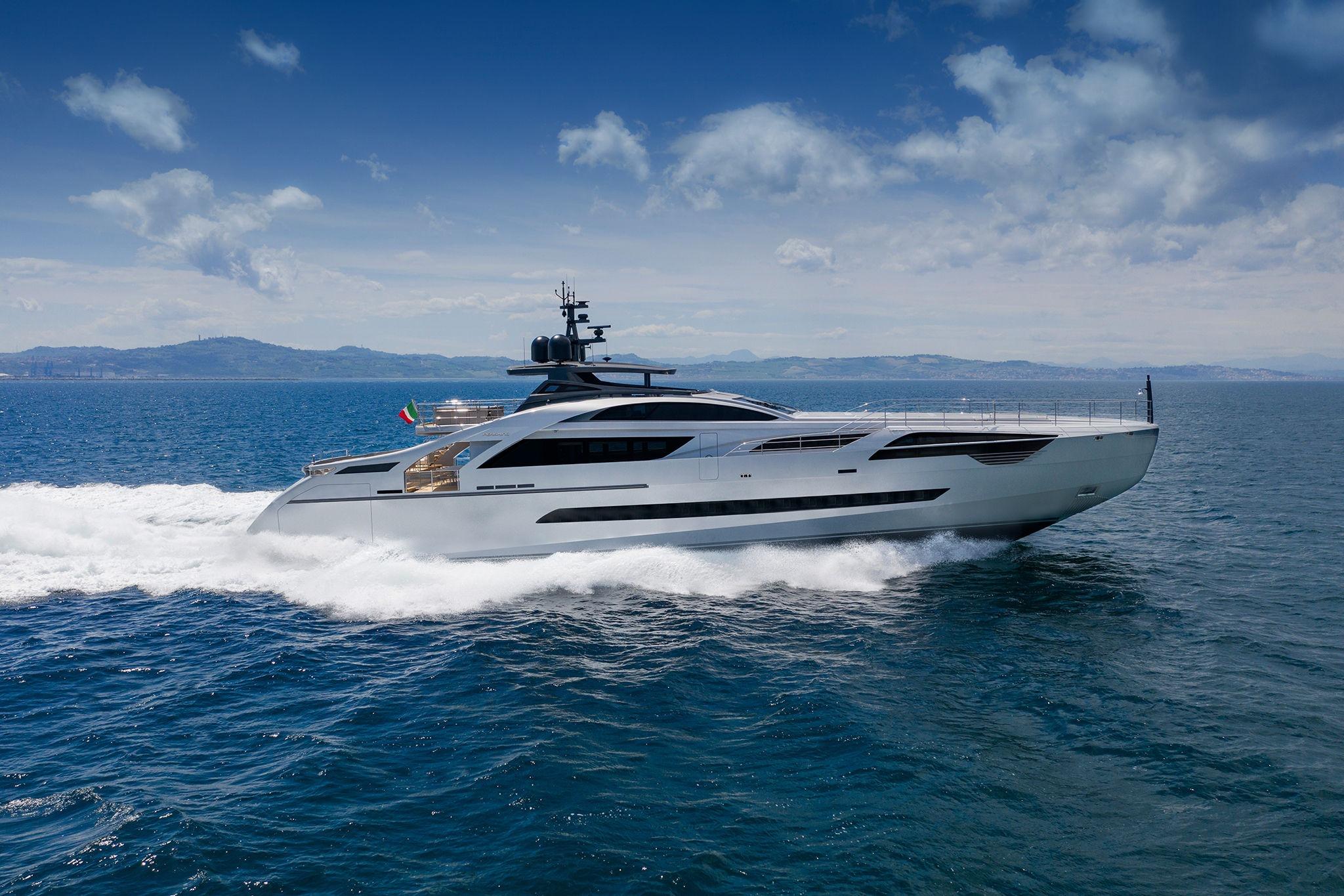 2024 Pershing 140