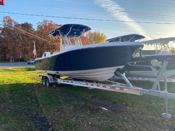 2024 Sea Born LX24 Center Console