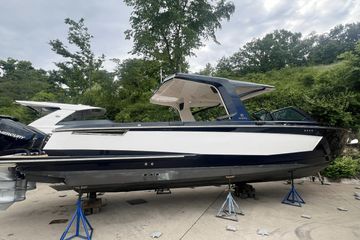 2022 Aviara AV36 Outboard