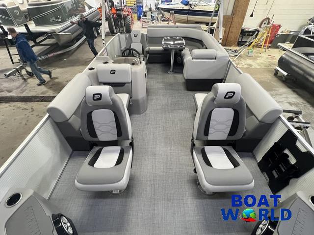 Princecraft 21 Sportfisher 2-S Pontoon & Mercury 4-Stroke EFI