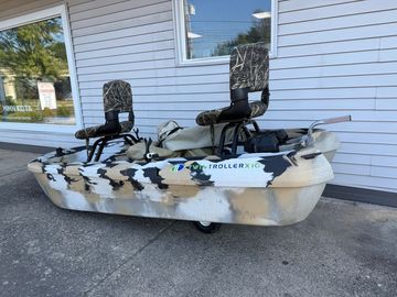 2021 Freedom Electric Marine Twin Troller x10 Deluxe