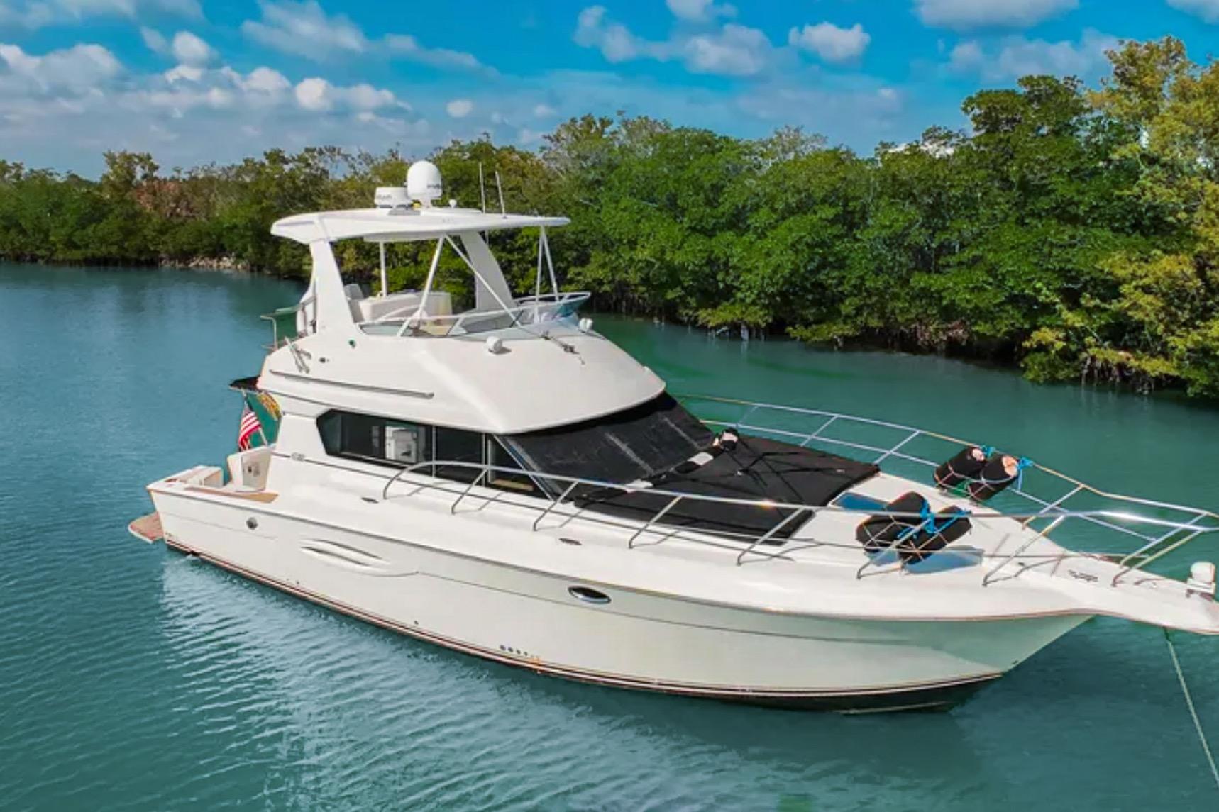 2003 Silverton 42 Convertible