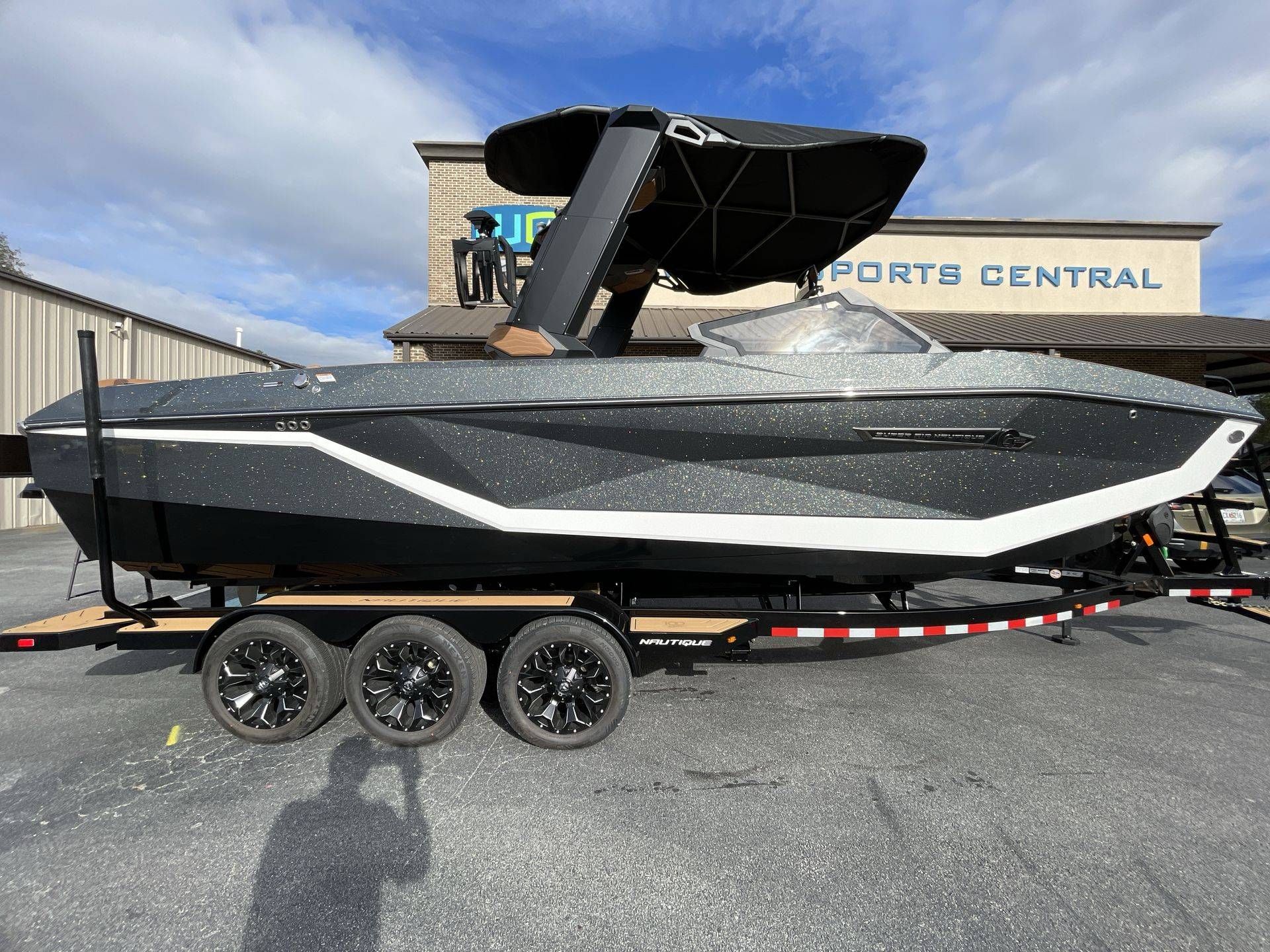 Nautique G25