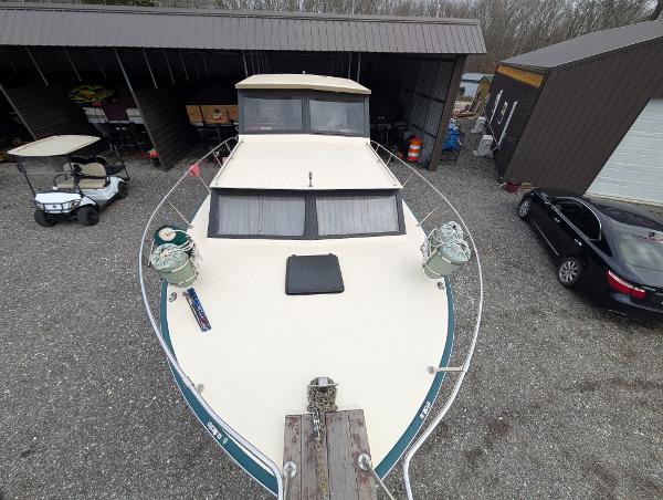 1989 Marinette 28 Sport Fish Fly Bridge