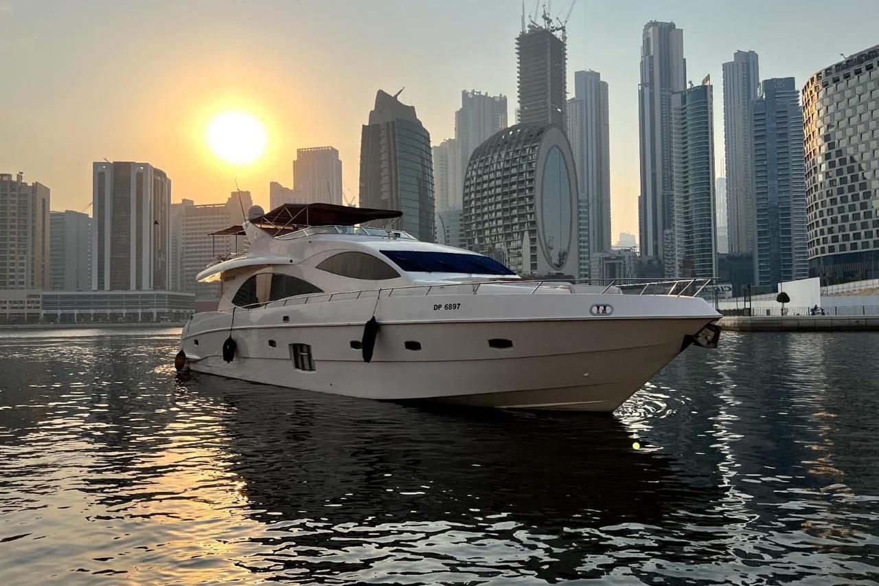 2013 Gulf Craft Majesty 88