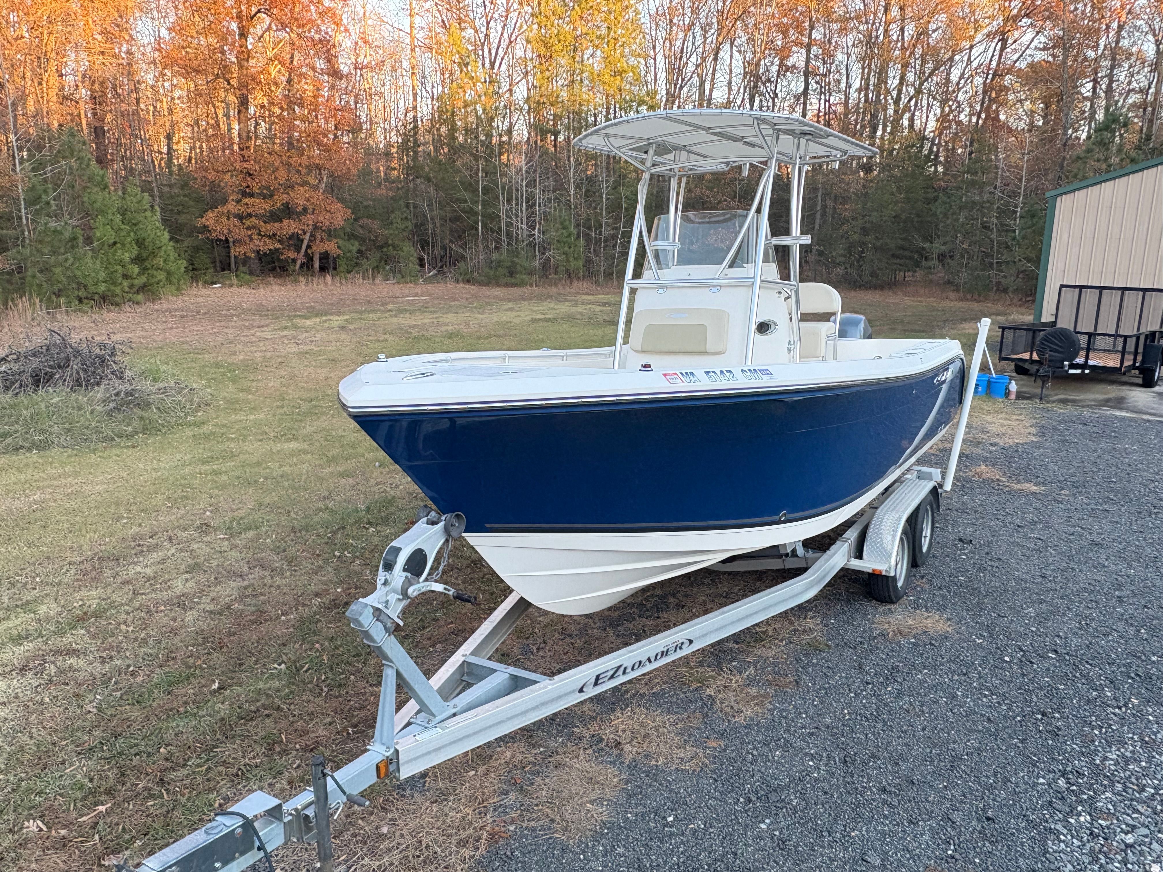 2014 Cobia 217 Center Console