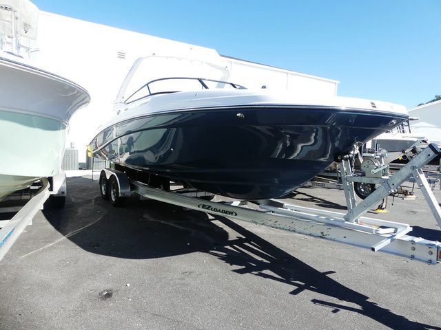 2024 Hurricane sundeck 2690