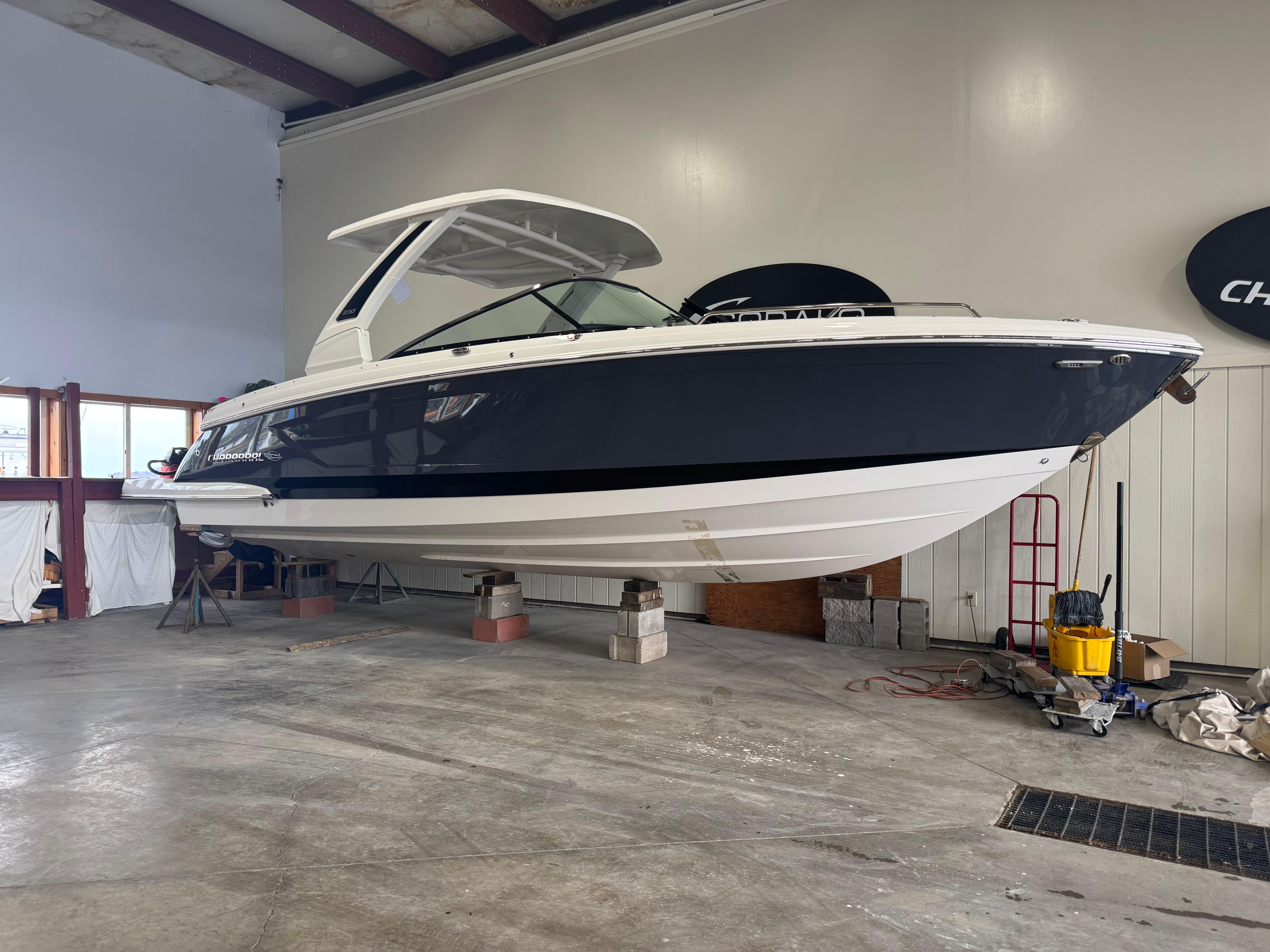 2025 Chaparral 307 SSX