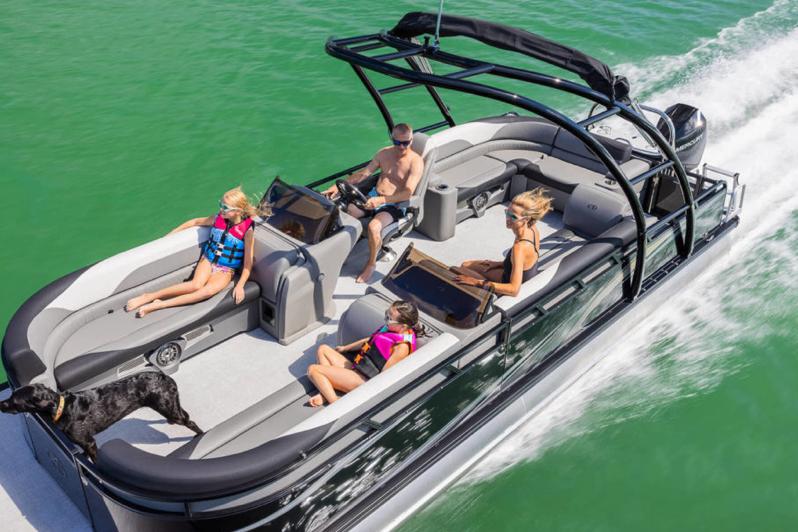 Avalon Boat image