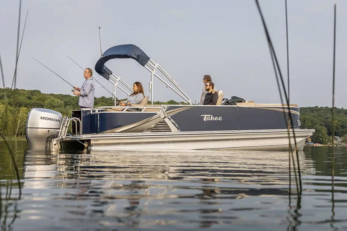 2025 Tahoe Pontoon LTZ Cruise Rear Fish,