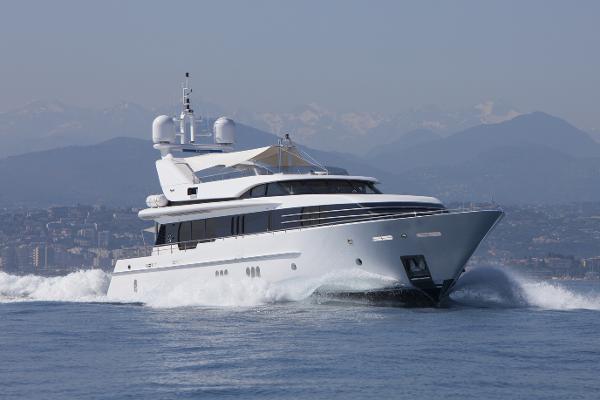 Classic Feadship motor yacht Seagull of Cayman sold  Yacht for sale,  Expedition yachts, Feadship yachts