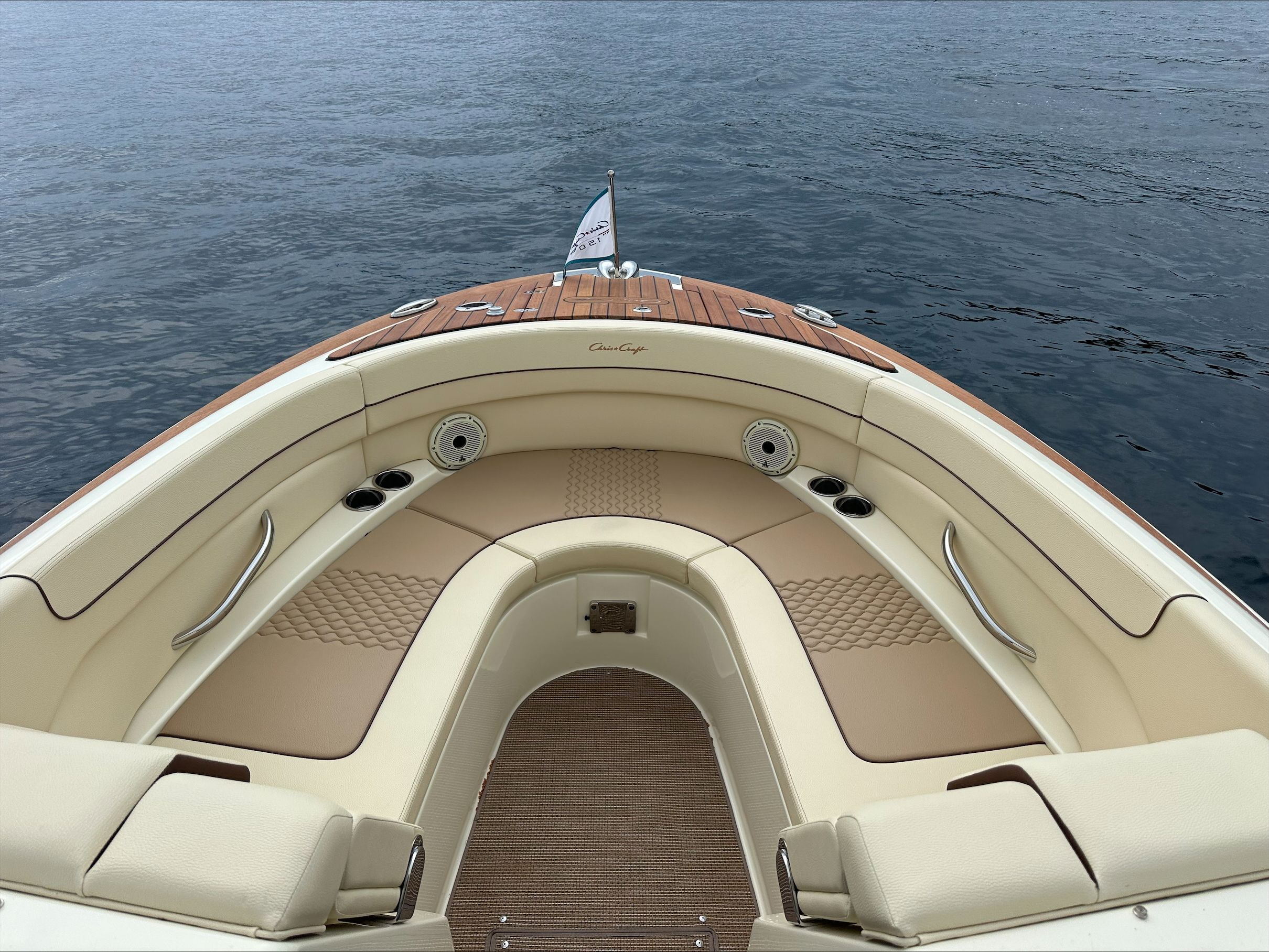 2024 Custom 28 Launch GT