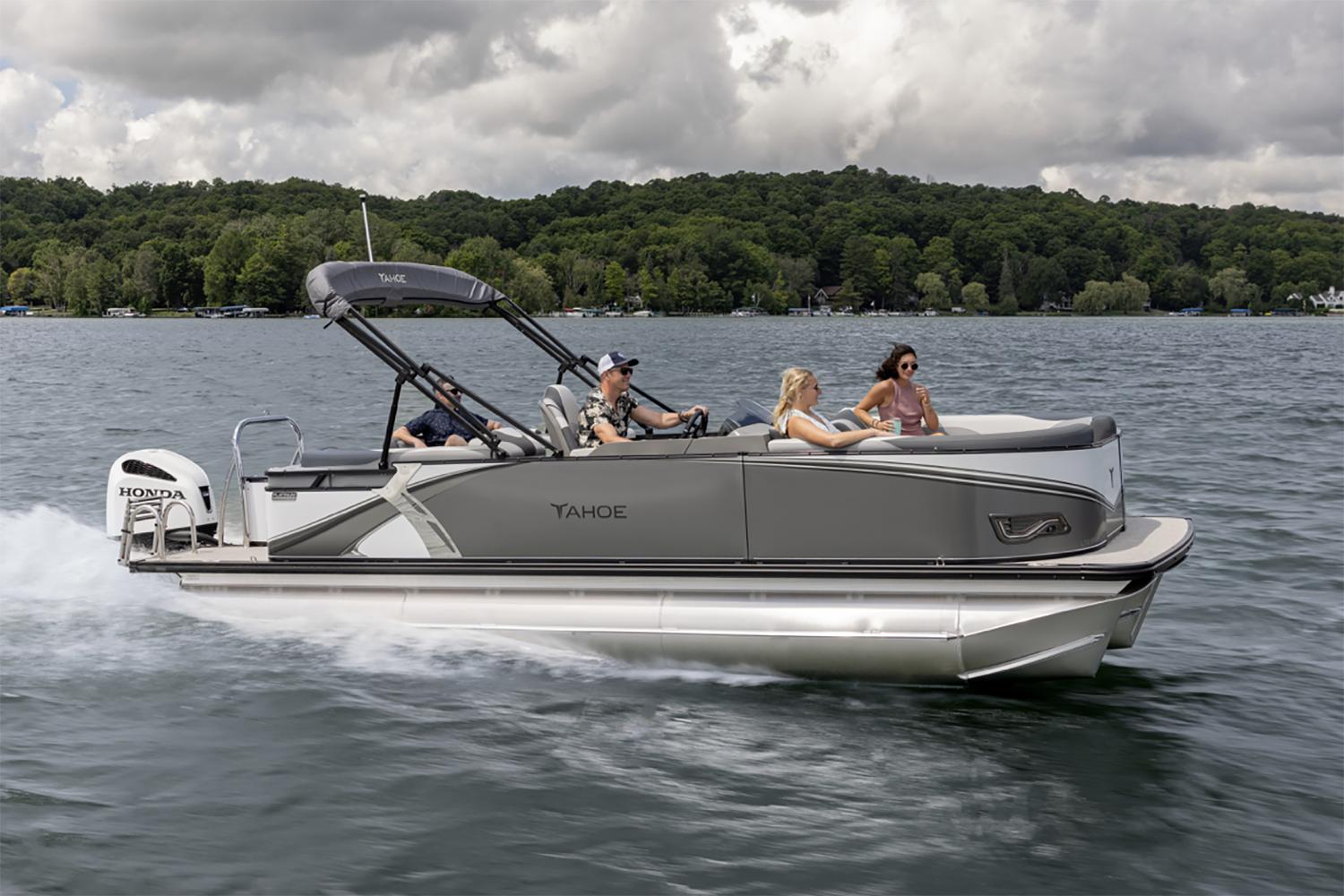 2025 Tahoe Pontoon LTZ Entertainer,