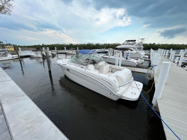 Sea Ray 290 Amberjack 2005 Sea Ray 290 Amberjack docked at marina.