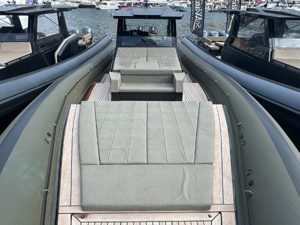 2024 Sea Water PHANTOM 500