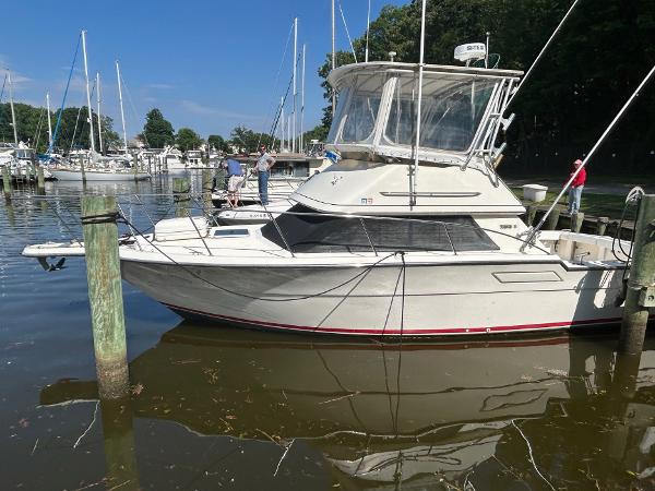 1989 Tiara Yachts 3300 Flybridge