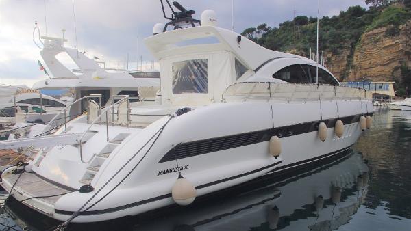 1999 Mangusta Mangusta 72