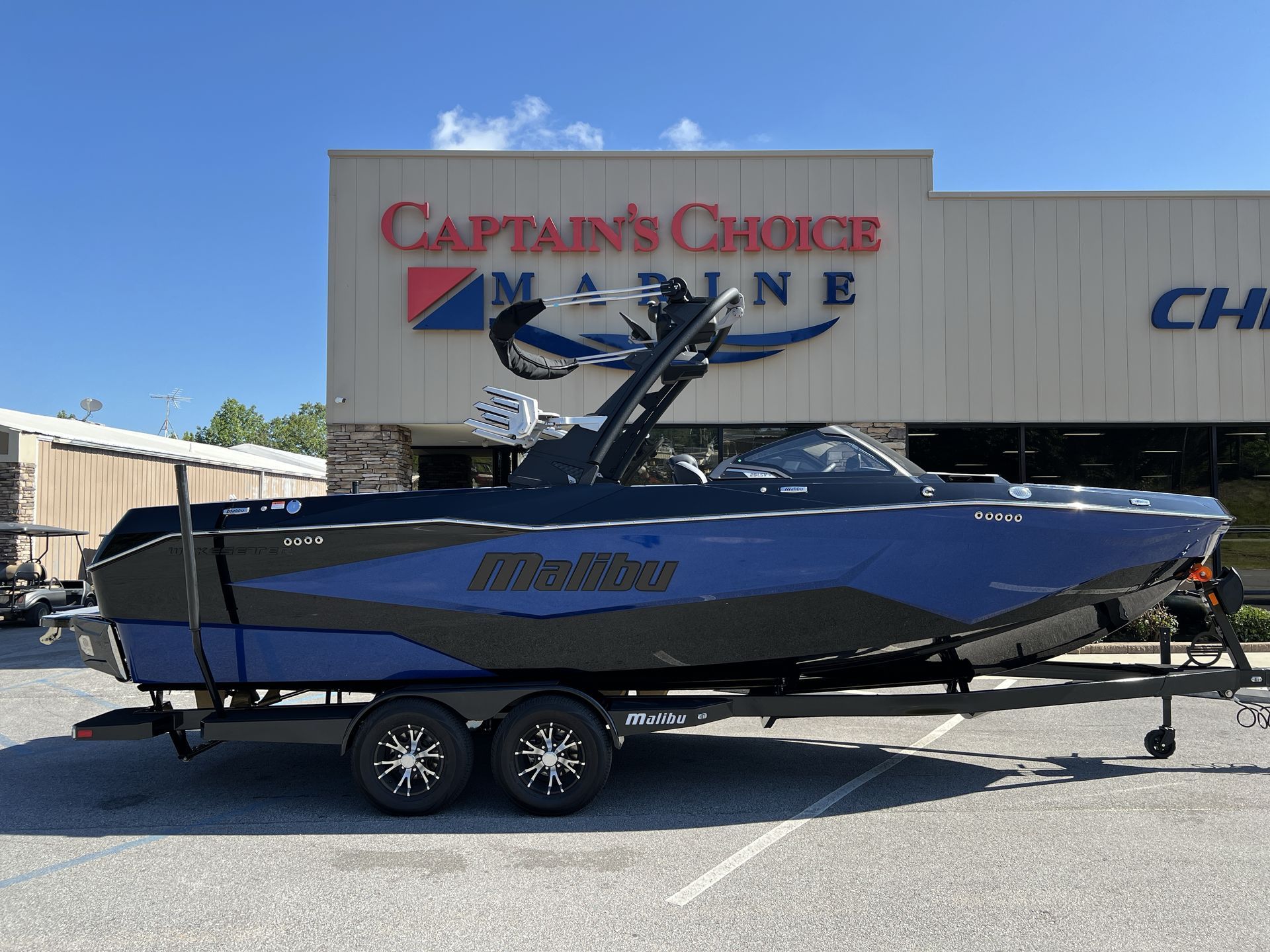 Malibu Wakesetter 25 LSV 2025 MALIBU 25 LSV - Image 1