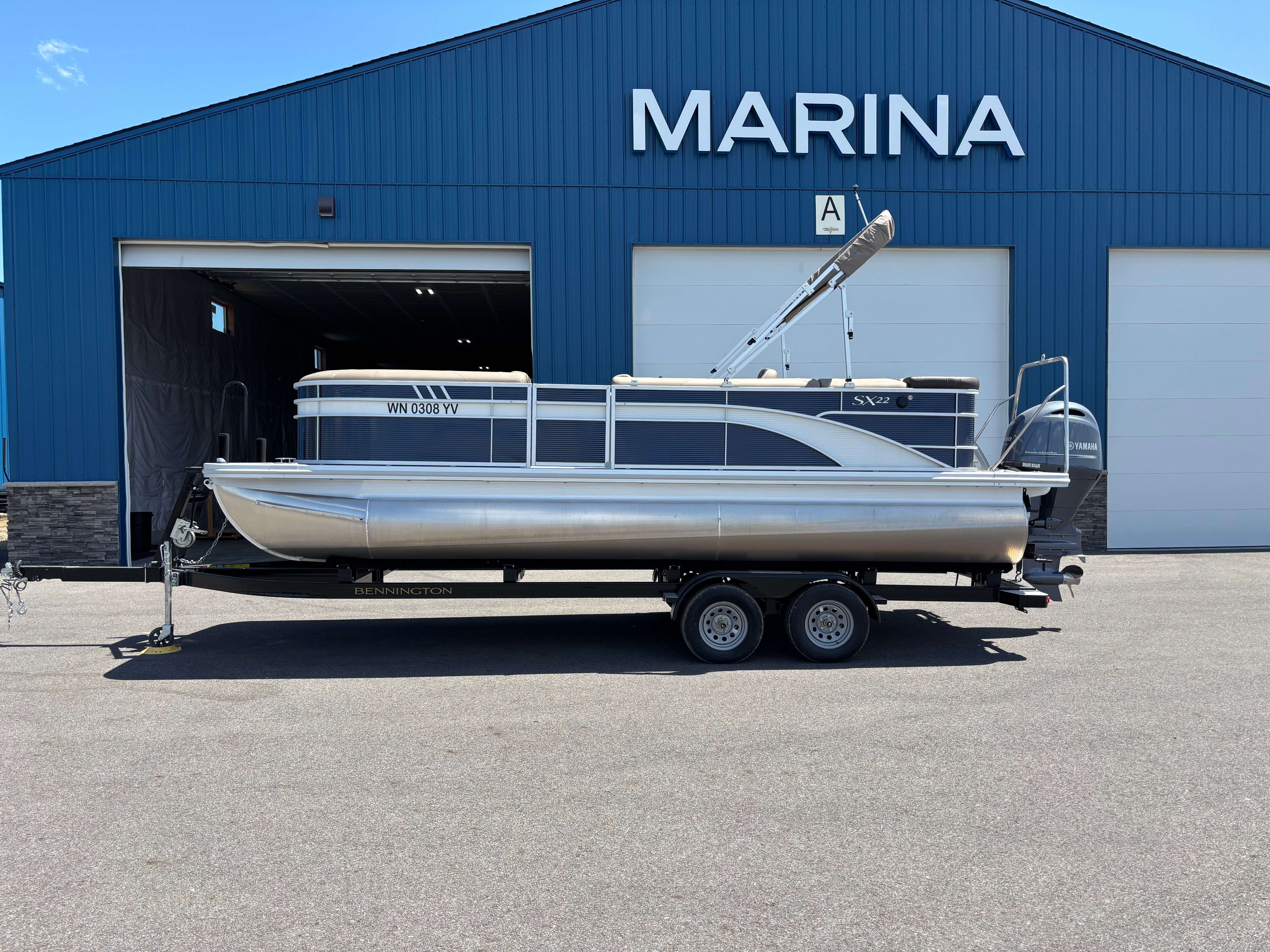 Bennington 22 SXL