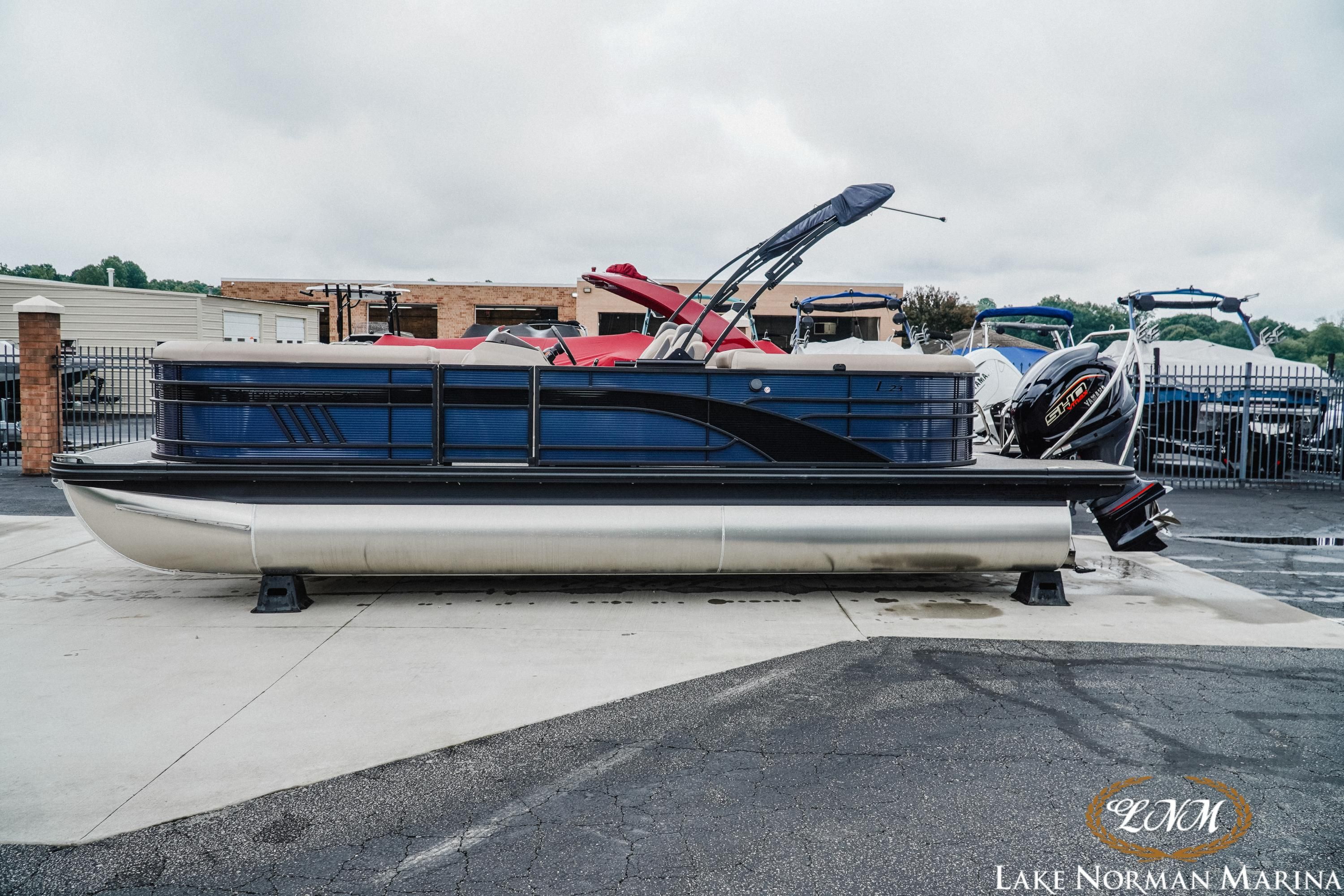 2026 Bennington 23LSR