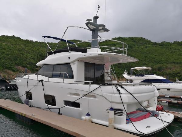 Azimut Megellano 50 Motor Yacht Profile