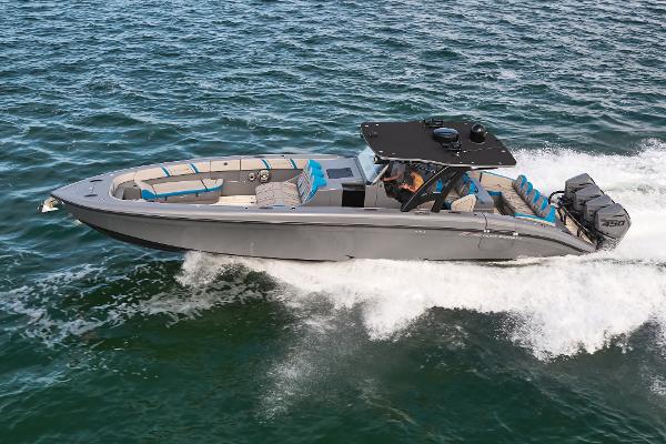Midnight Express 43' Open