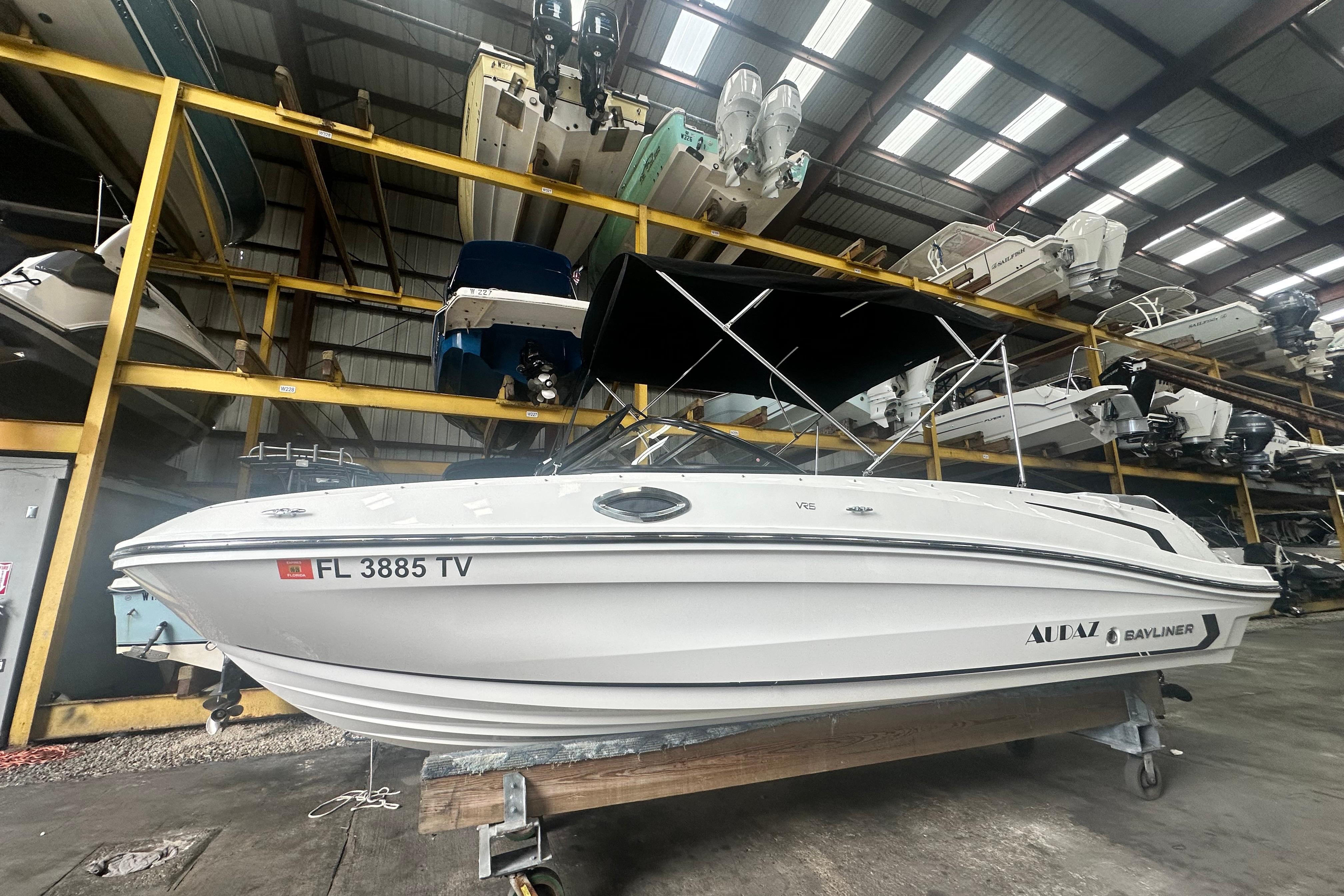 2024 Bayliner VR6 Bowrider OB