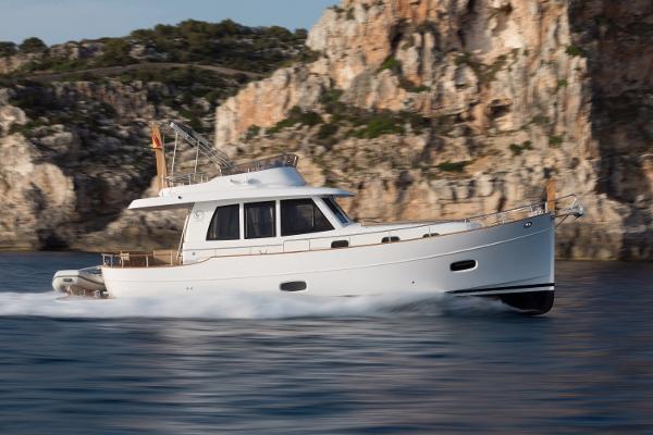 2025 Sasga Yachts Menorquin 42 Flybridge
