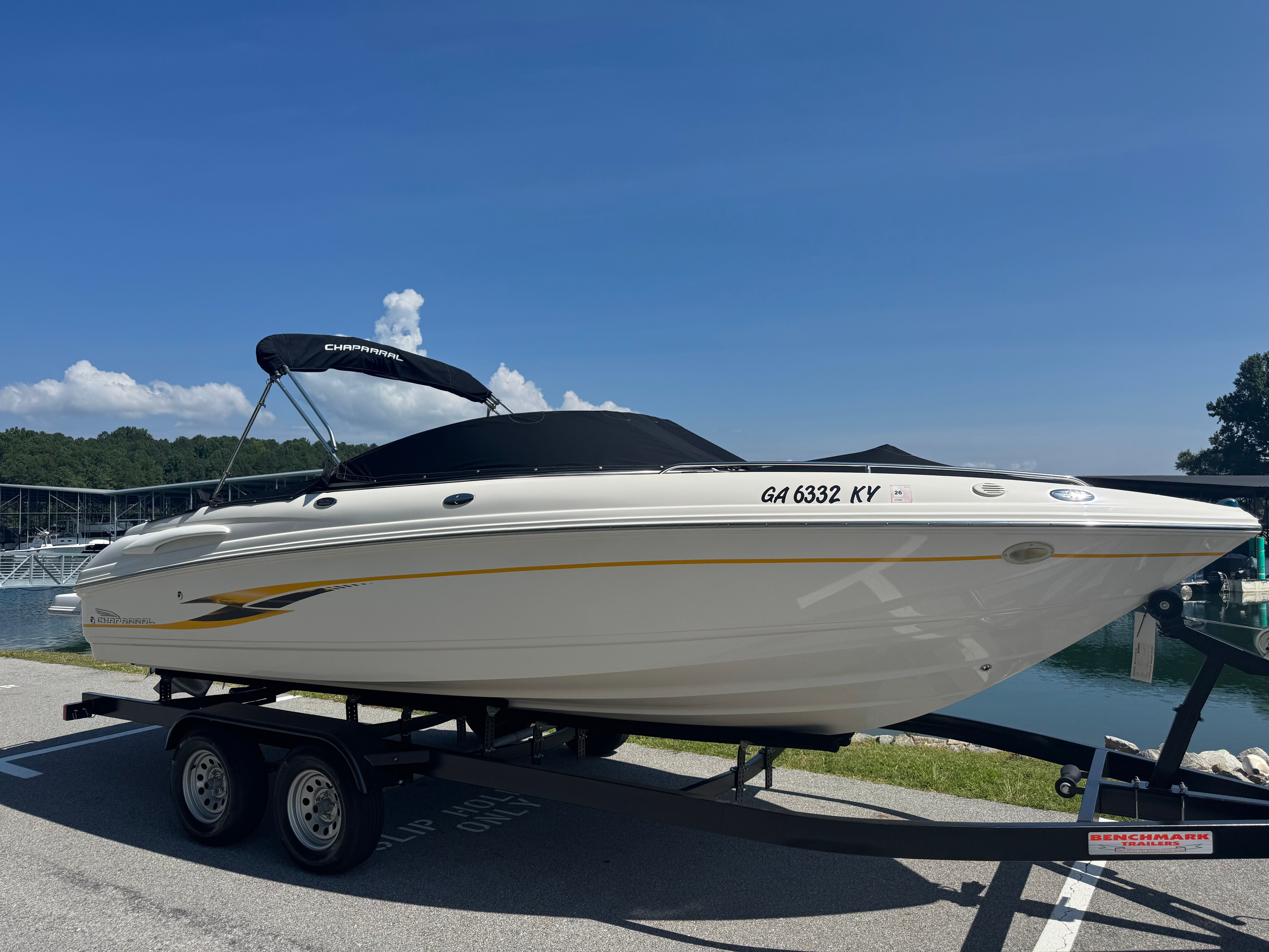 2001 Chaparral 220 SSi