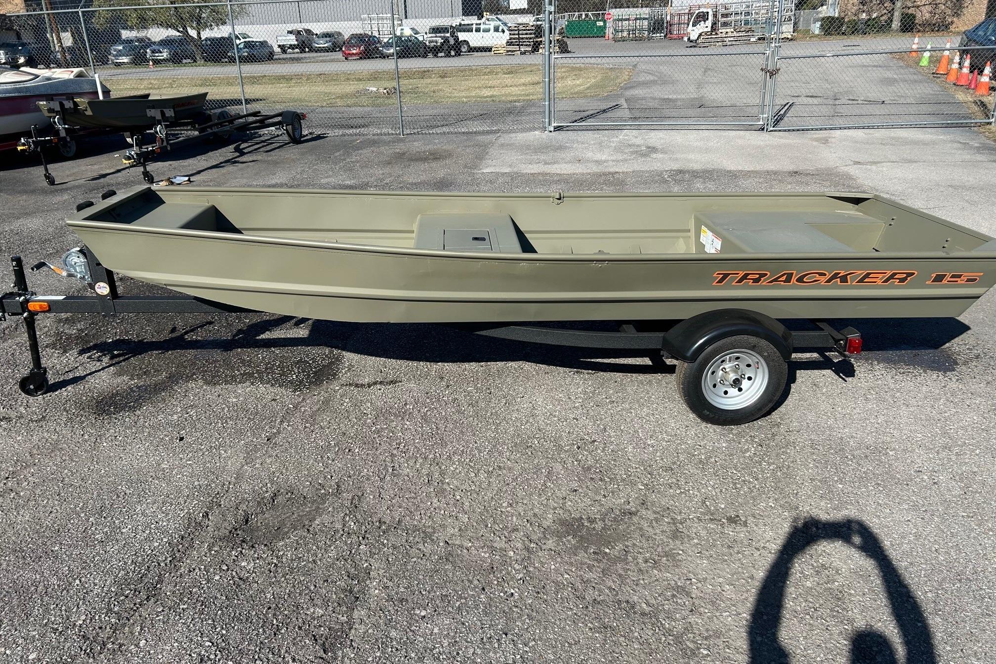 2026 Tracker Grizzly 15 Jon