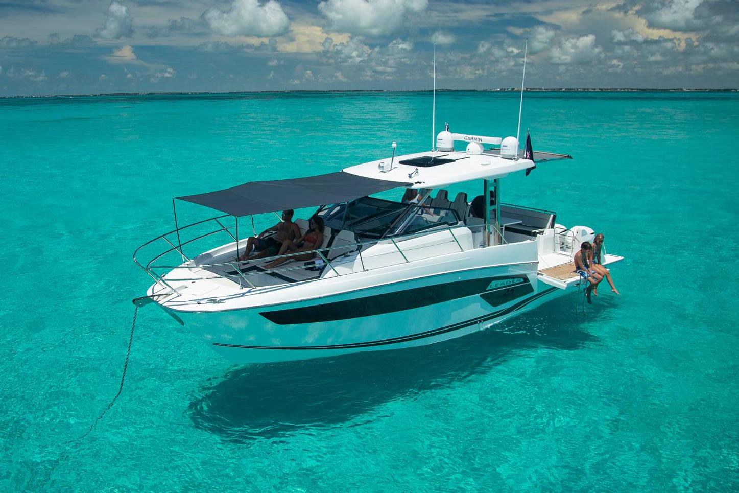 Jeanneau Boat image