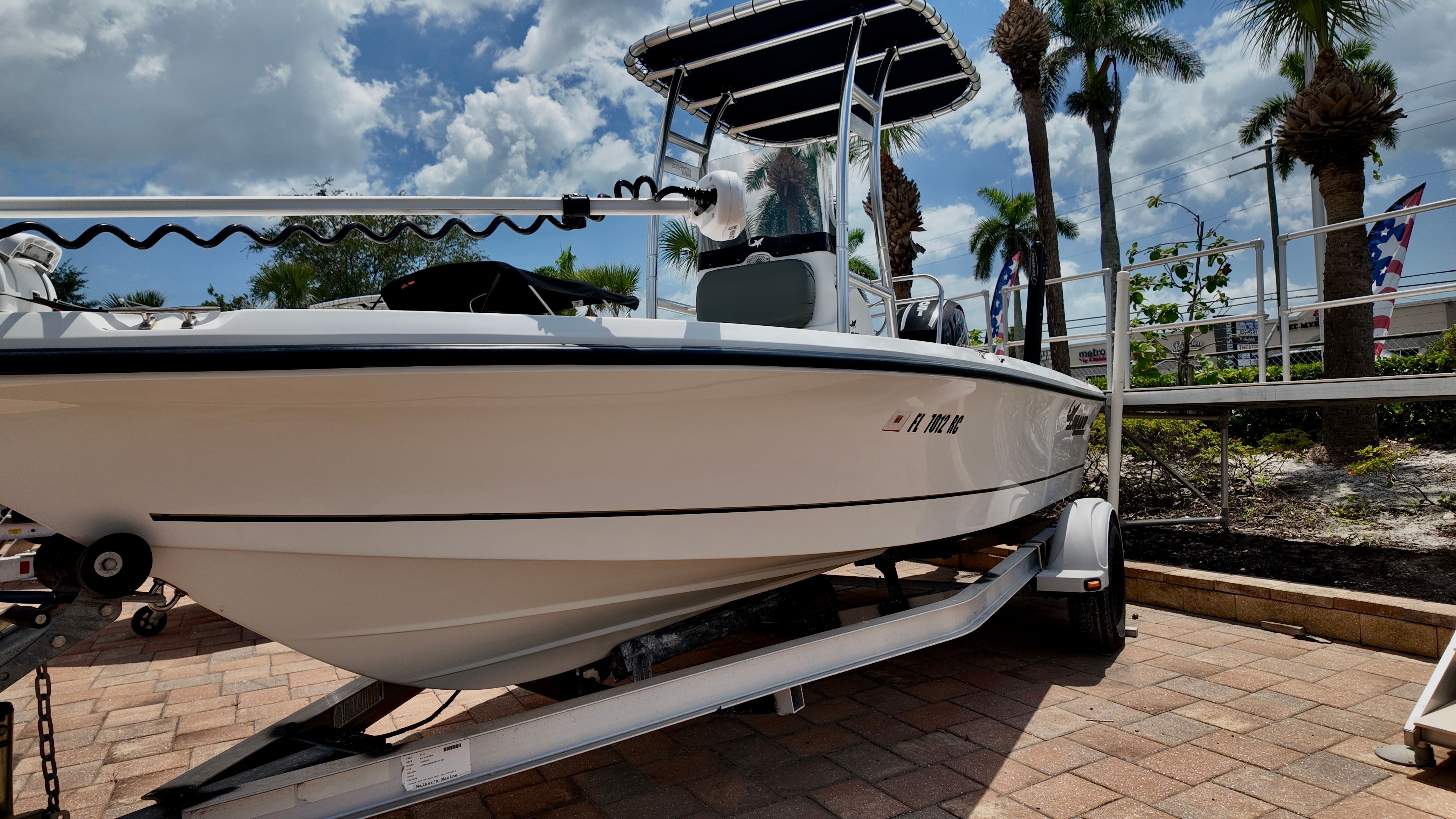 2016 Mako 19 CPX